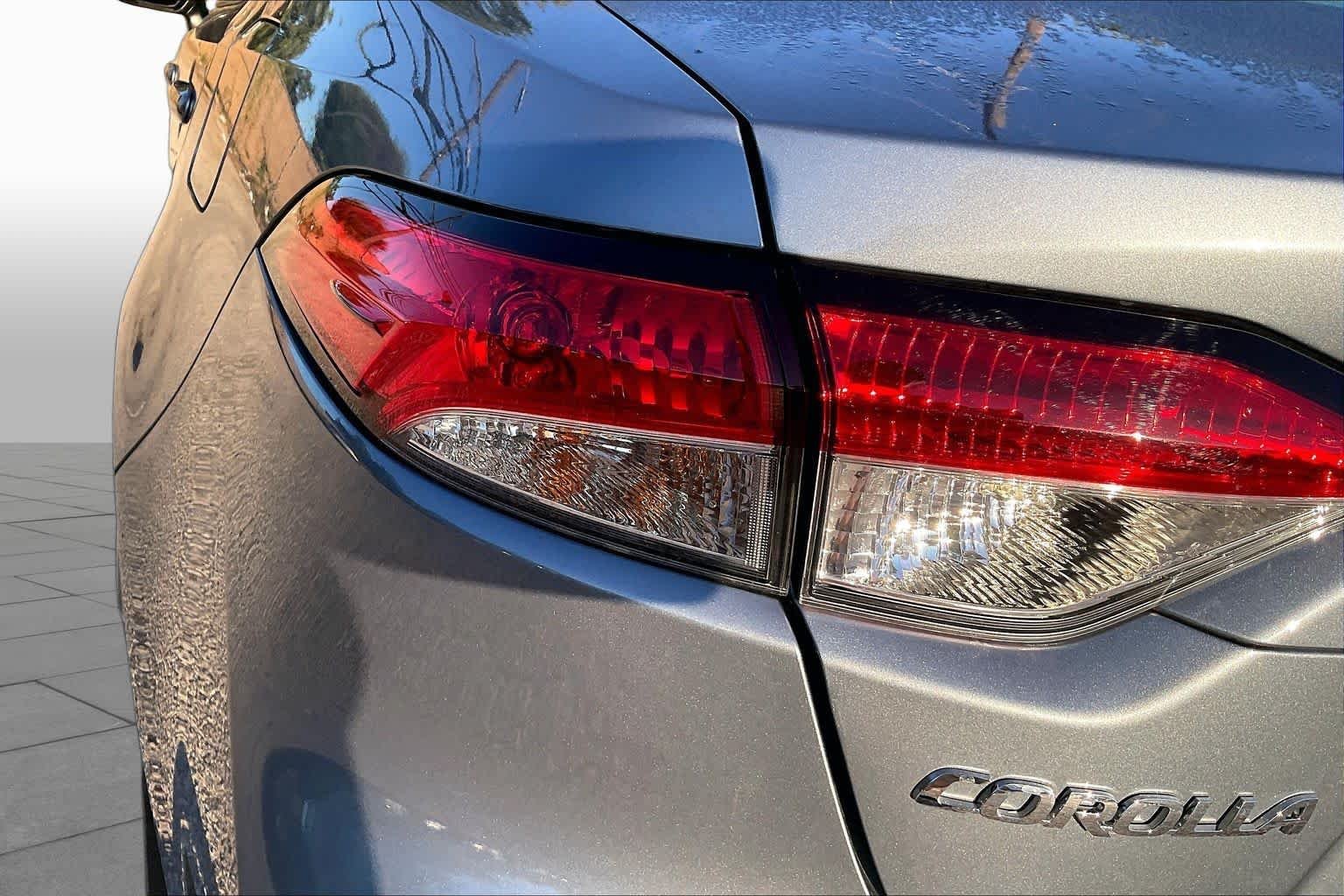 Used 2026 Celestite Toyota LE image 28