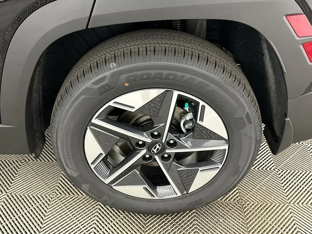 New 2026 Hyundai TUCSON HYBRID SEL