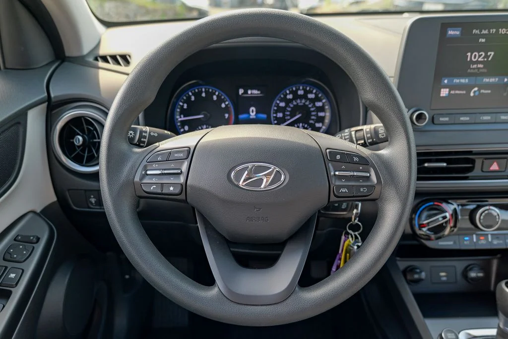 Used 2023 Abyss Black Pearl Hyundai SE image 41