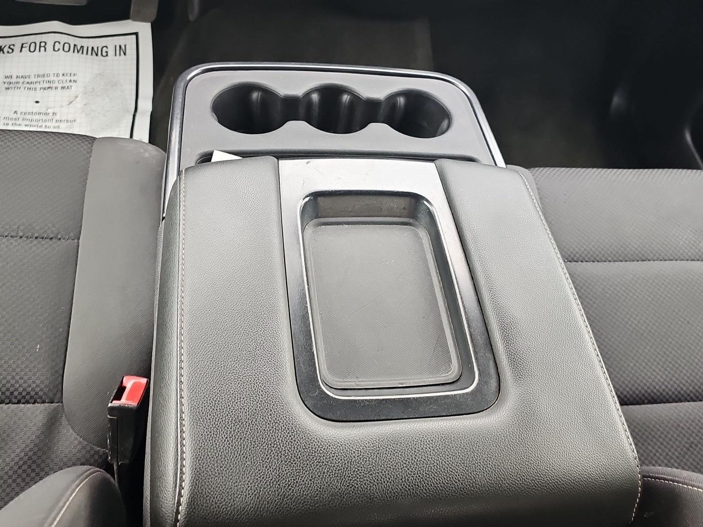 Used 2018 Silver Ice Metallic Chevrolet LT image 14