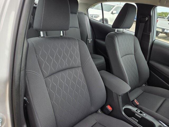 Used 2025 Classic Silver Metallic Toyota LE image 28
