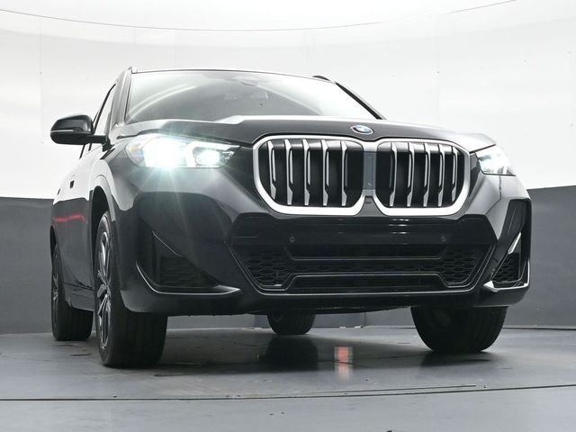 Used 2026 Black BMW xDrive28i image 36