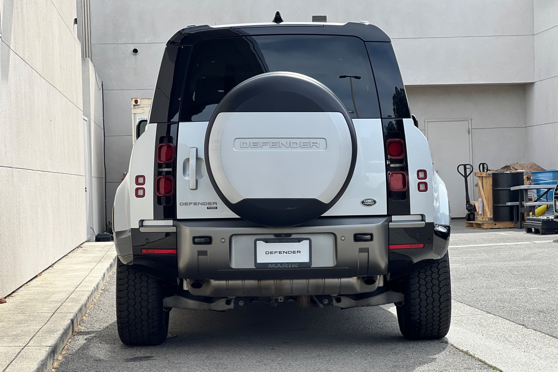 Used 2021 Hakuba Silver Metallic Land Rover X-Dynamic HSE image 7