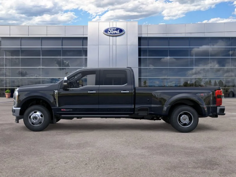 New 2026 Agate Black Metallic Ford King Ranch image 28