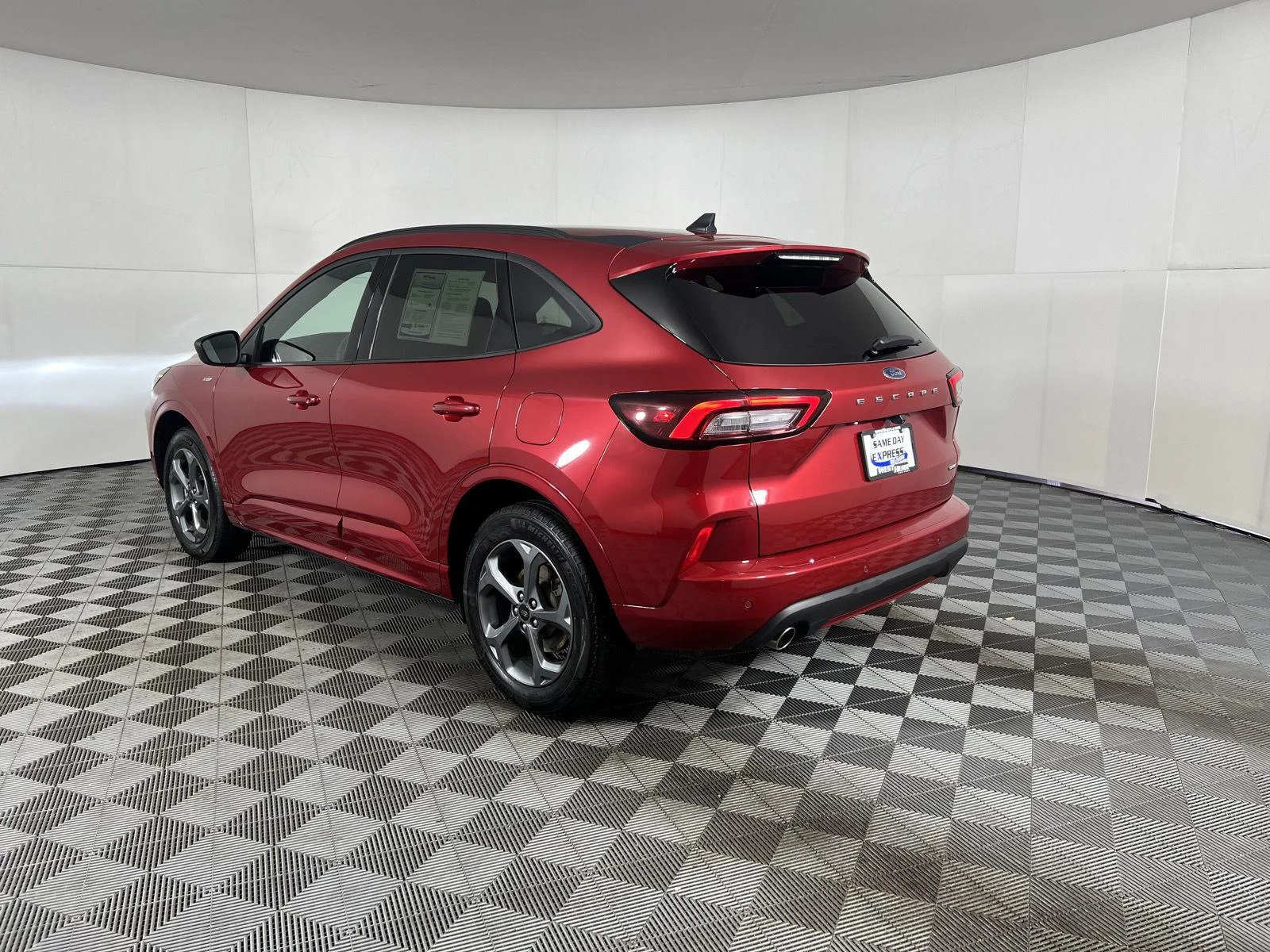 Used 2024 Rapid Red Metallic Tinted Clearcoat Ford ST-Line image 5