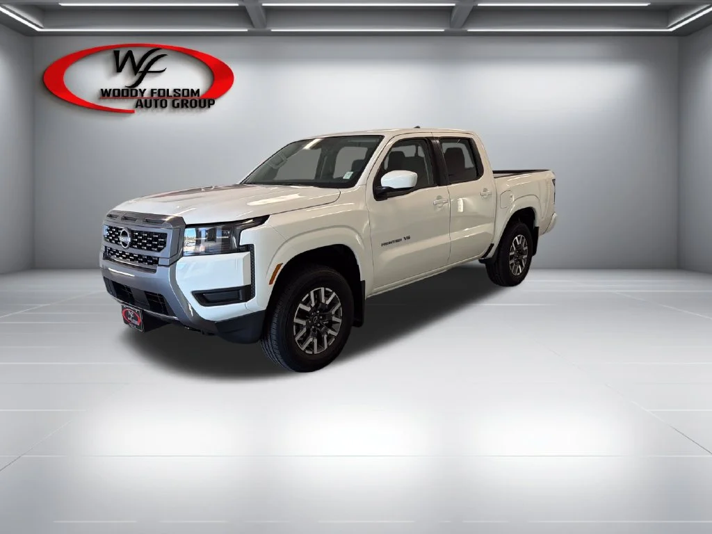 New 2027 White Nissan SV image 3