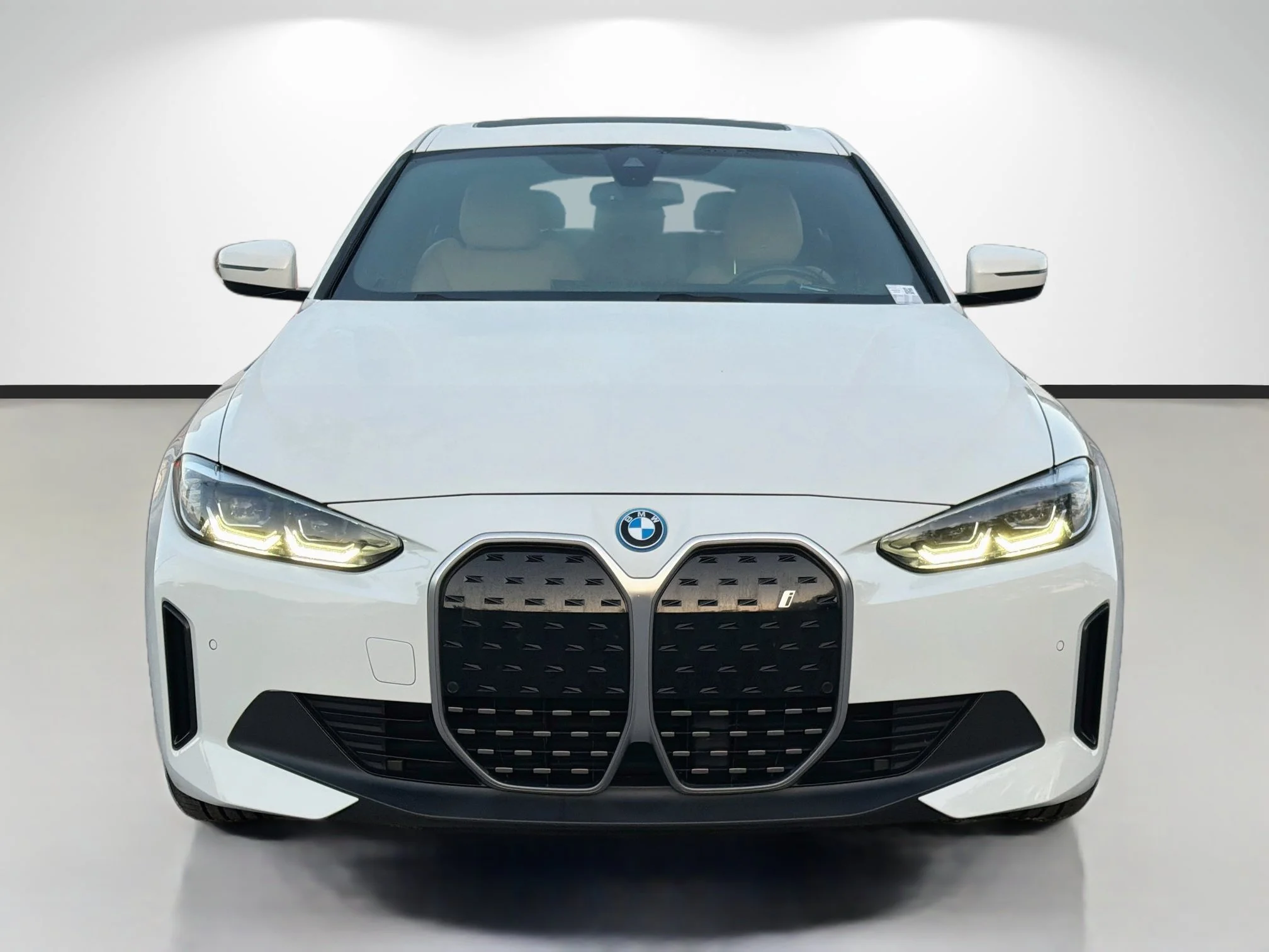 Used 2024 Alpine White BMW eDrive35 image 8