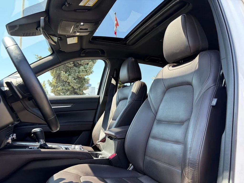 Used 2023 Rhodium White Metallic Mazda Signature AWD at BOSE sound,Turbo,AWD and a grea image 23