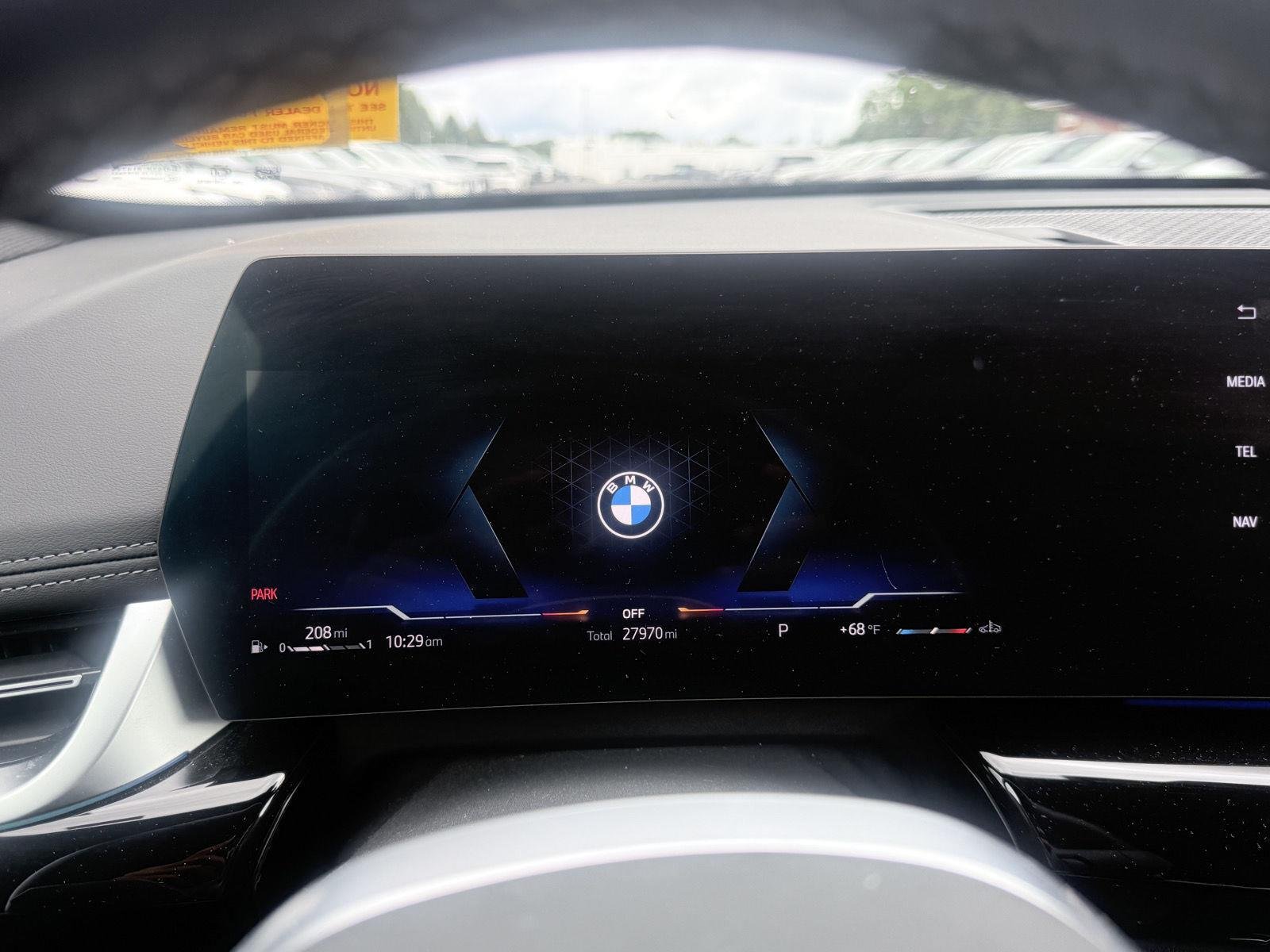 Used 2023 Alpine White BMW xDrive28i image 10