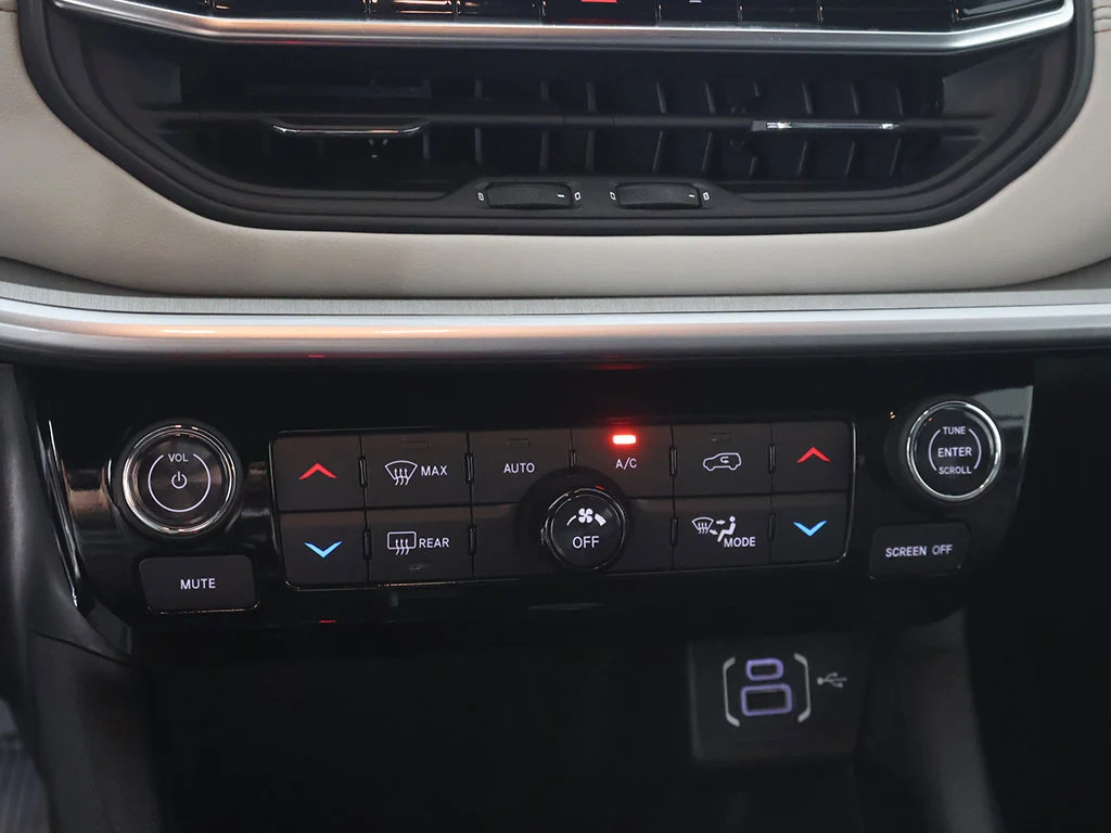 Used 2026 White Jeep Limited image 45
