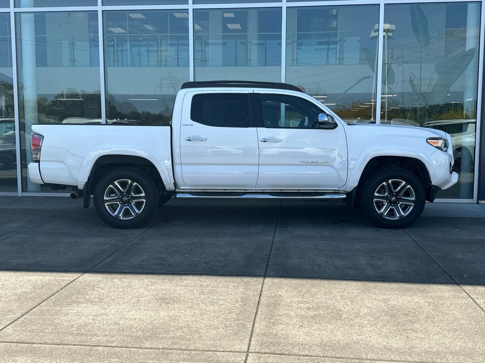 Used 2017 Super White Toyota Limited image 1