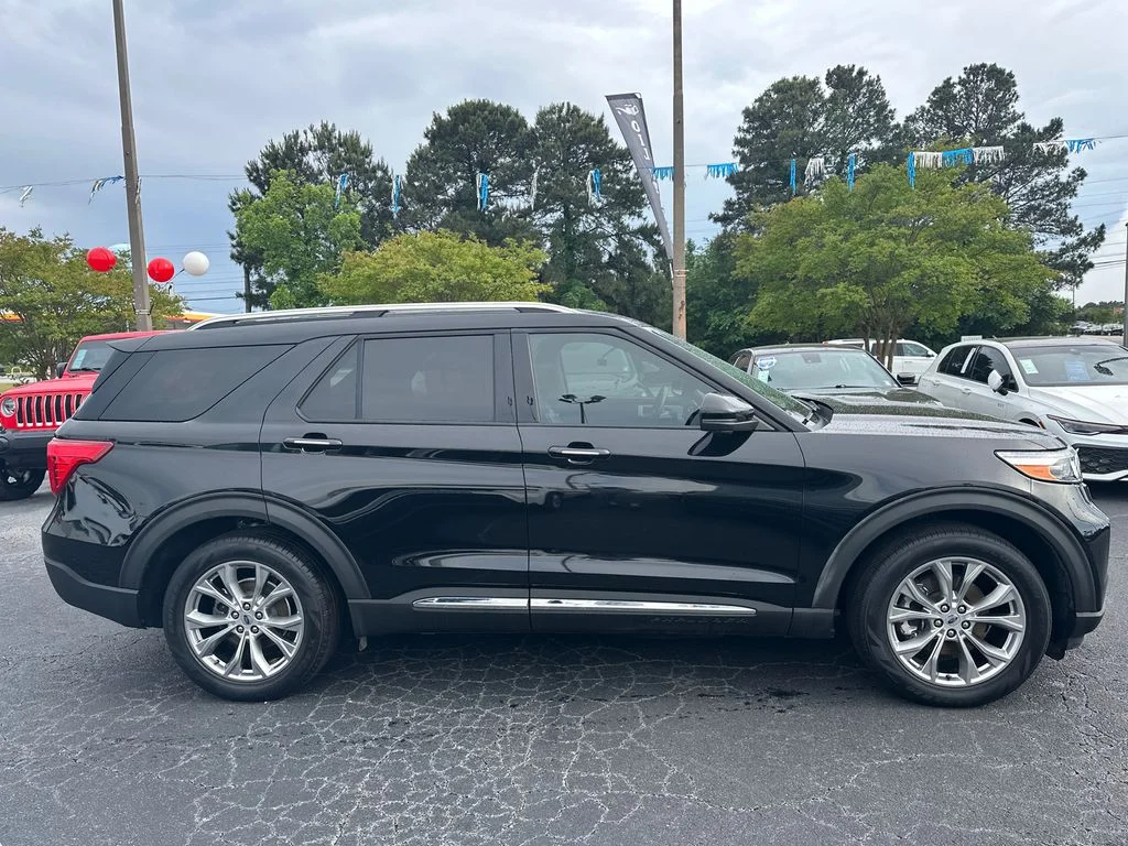 Used 2021 Black Ford Limited image 8
