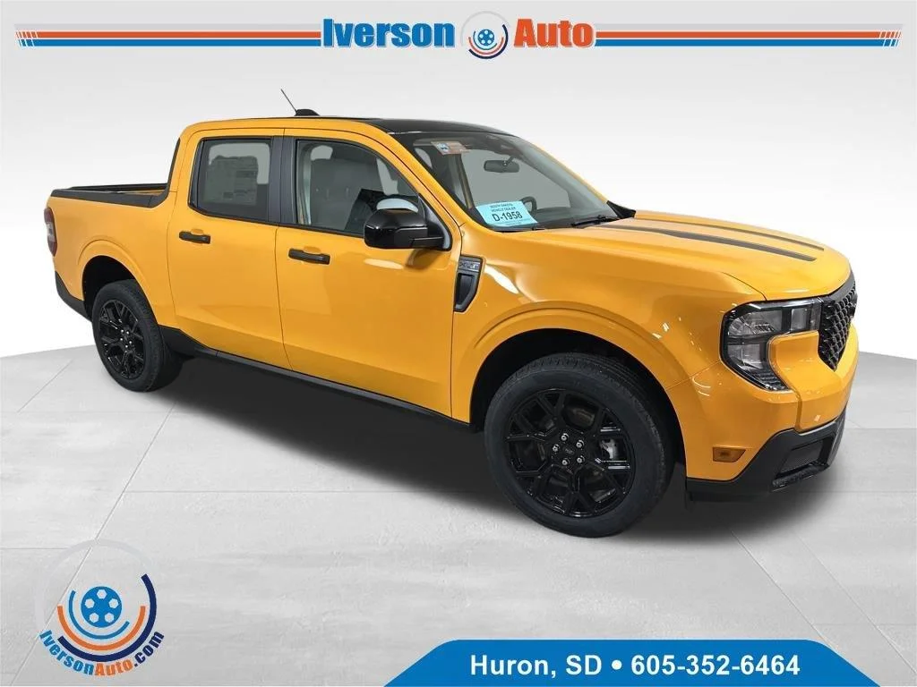 New 2026 Orange Fury Metallic Tri-Coat Ford XLT image 1
