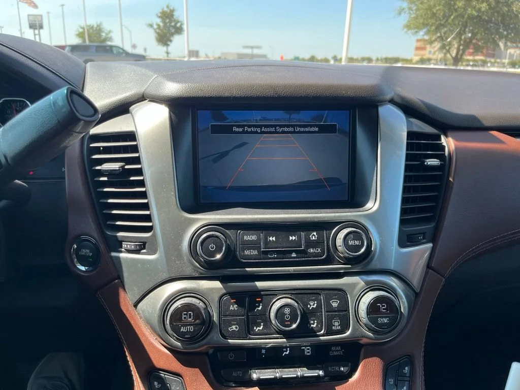 Used 2015 WHITE DIAMOND TRICOAT Chevrolet LTZ image 16
