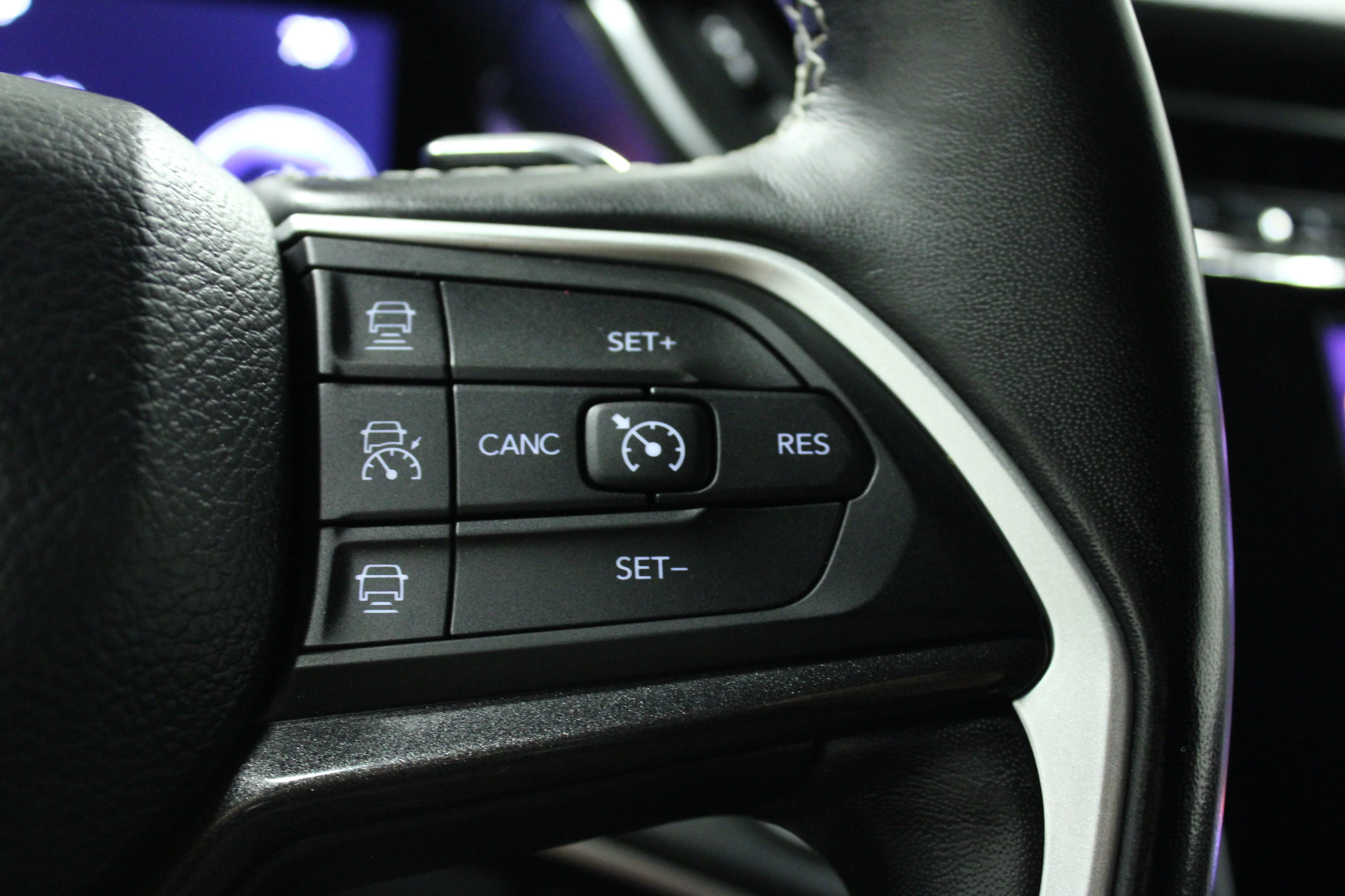 Used 2022 Baltic Gray Metallic Clearcoat Jeep Altitude image 22