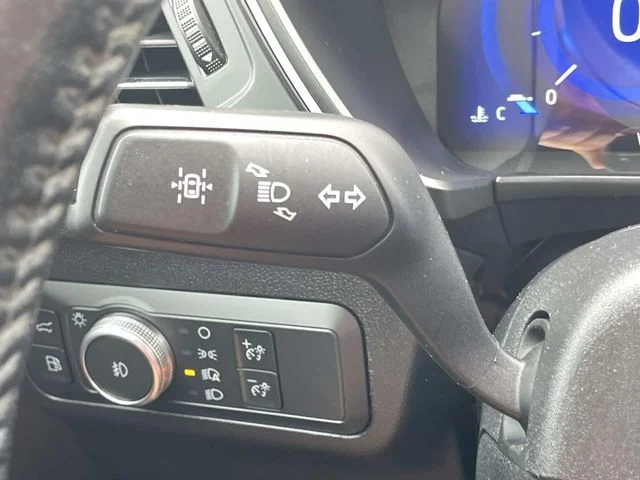 Used 2021 Gray Ford SEL image 20