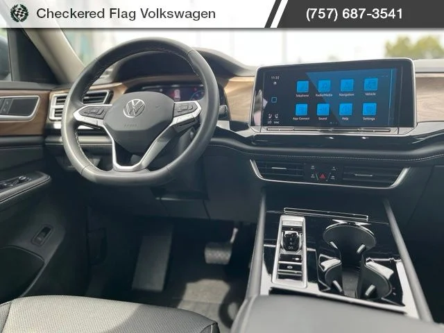 Used 2024 Platinum Gray Metallic Volkswagen 2.0T SE w/Technology image 32