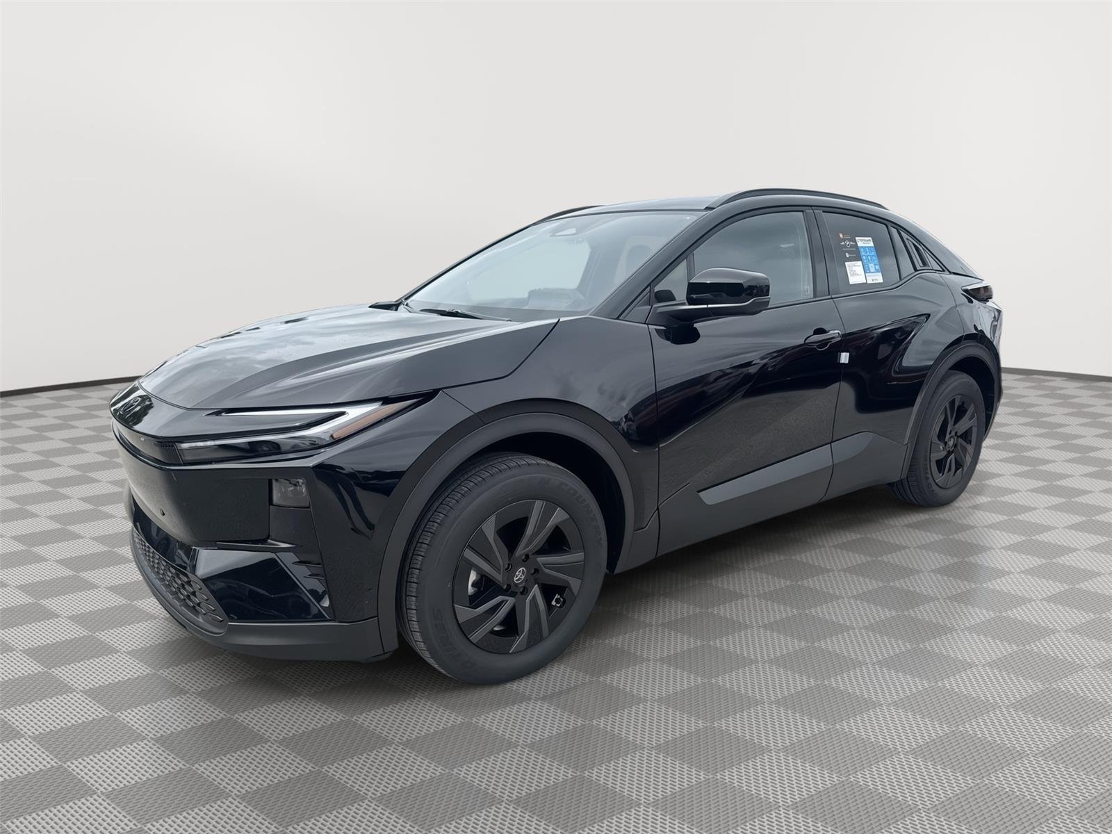 2027 Toyota C-HR  SE
