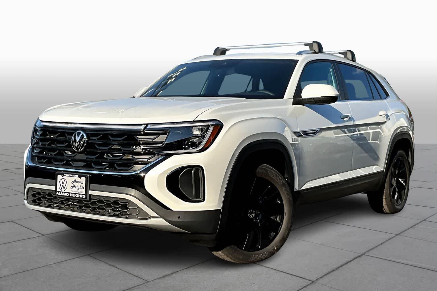 New 2026 Volkswagen Atlas Cross Sport 2.0T SE W/TECHNOLOGY Sport
