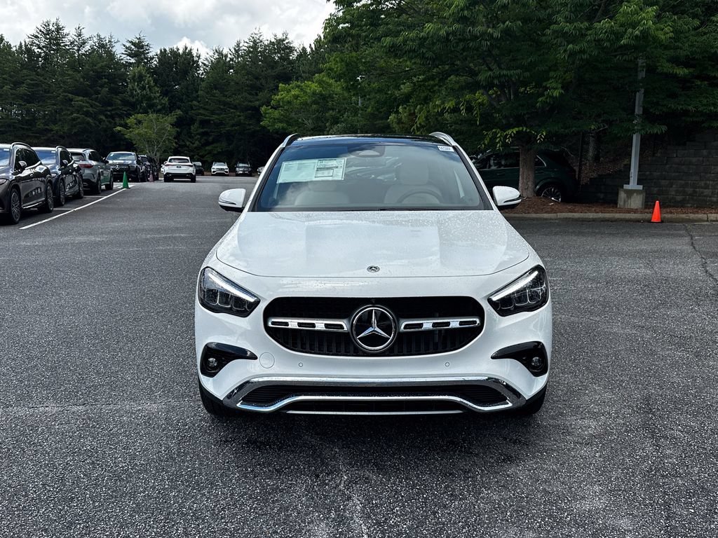 New 2026 Polar White Mercedes-Benz GLA 250 image 3