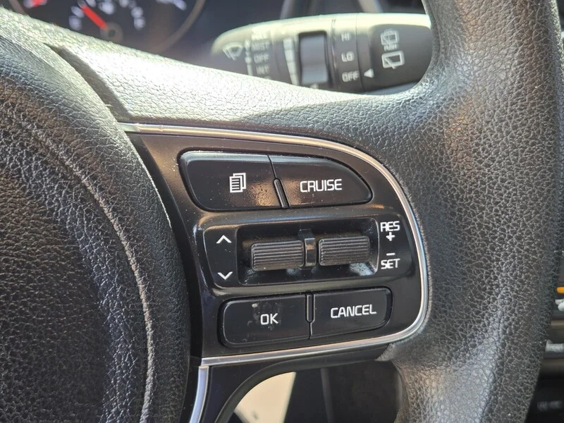 Used 2018 Mineral Silver Kia LX image 20
