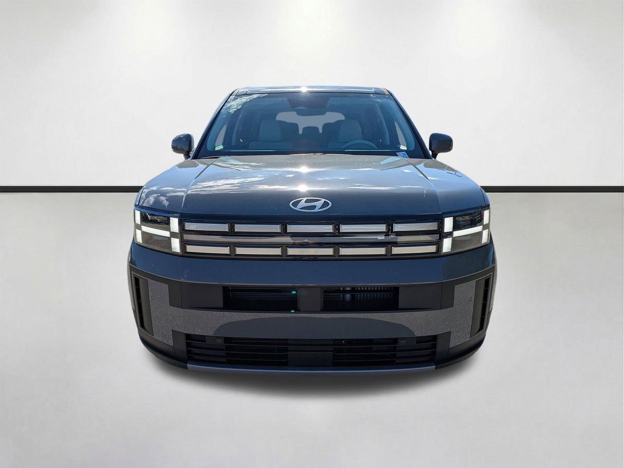New 2026 Hampton Gray Hyundai SE image 3
