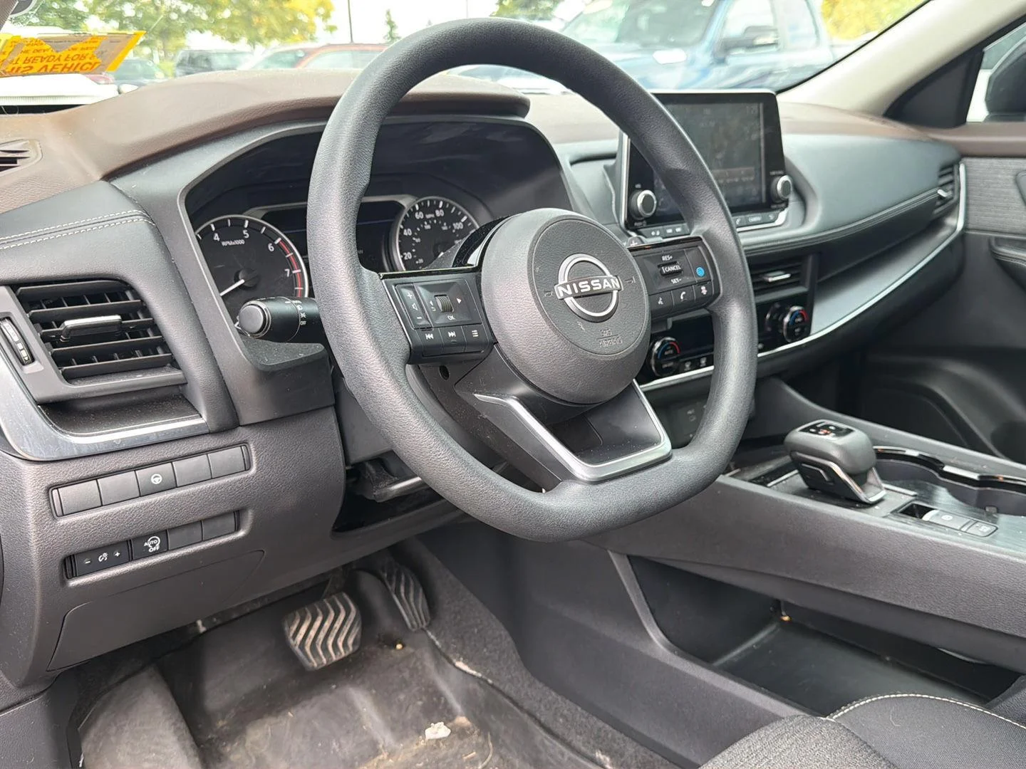 Used 2023 Super Black Nissan SV image 9