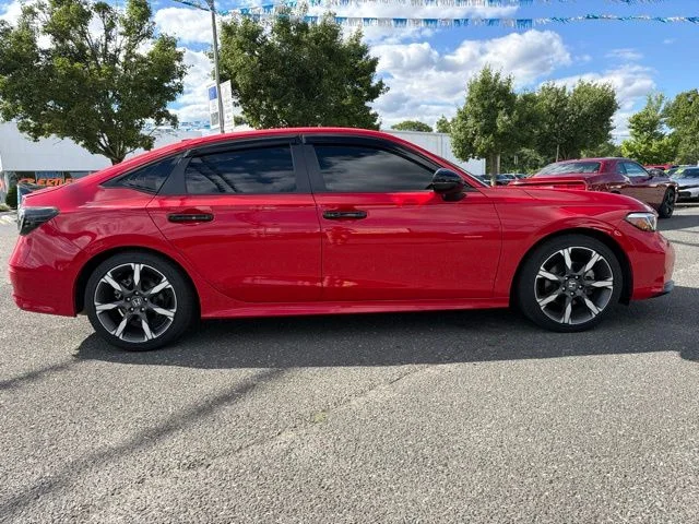 Used 2025 Rallye Red Honda Sport Touring image 3