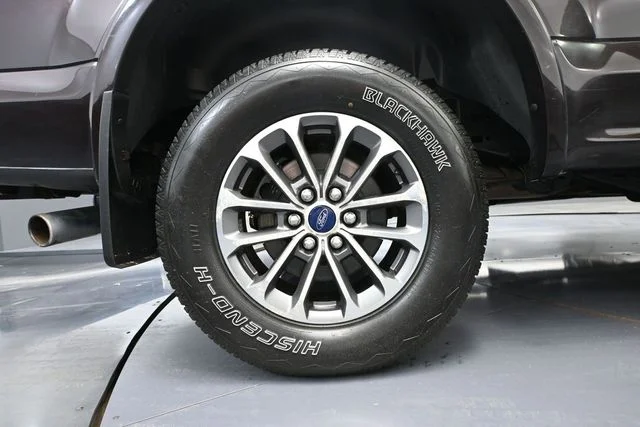 2019 Ford F-150 XLT - Photo 17