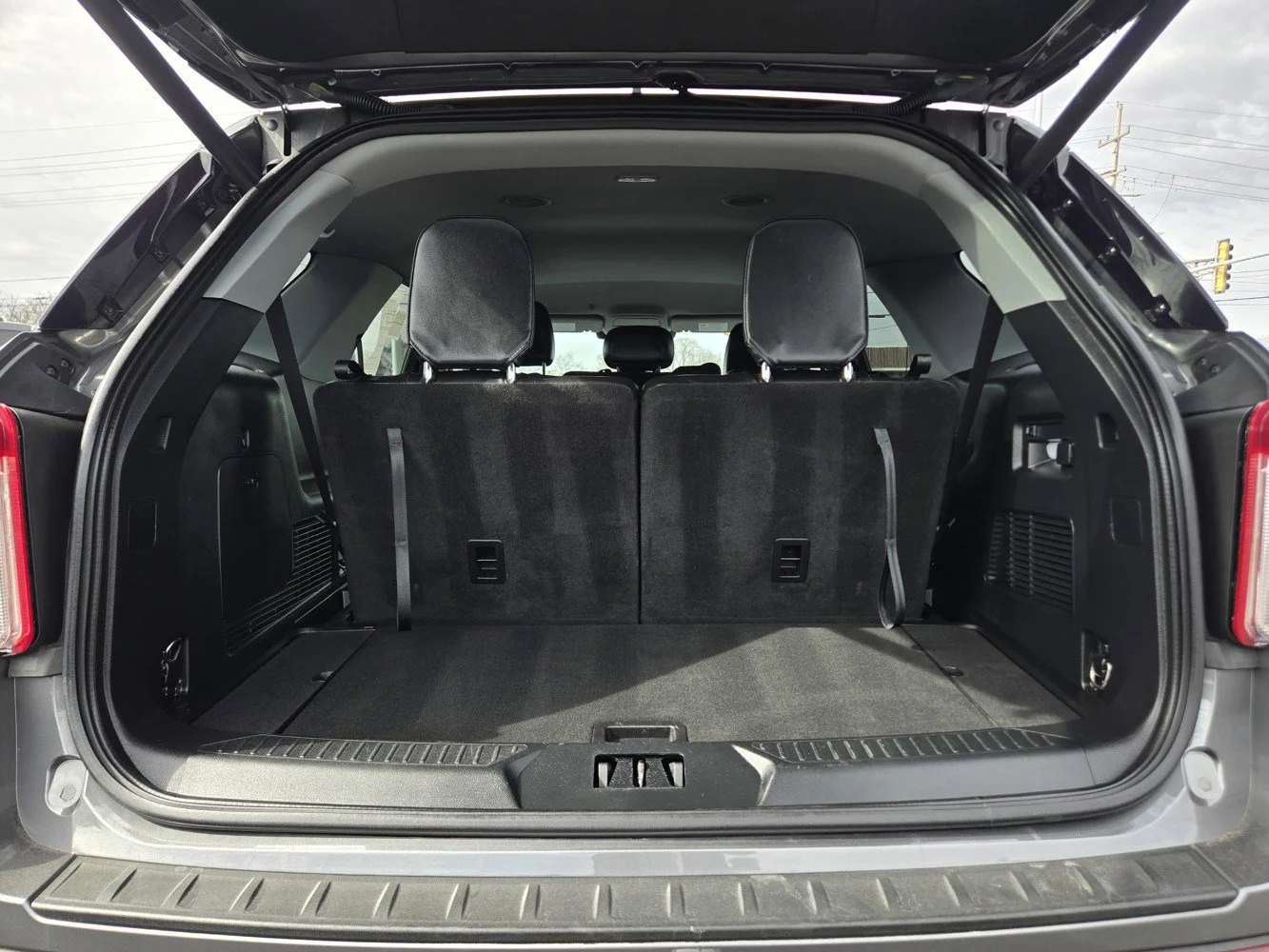 Used 2023  Ford XLT image 33