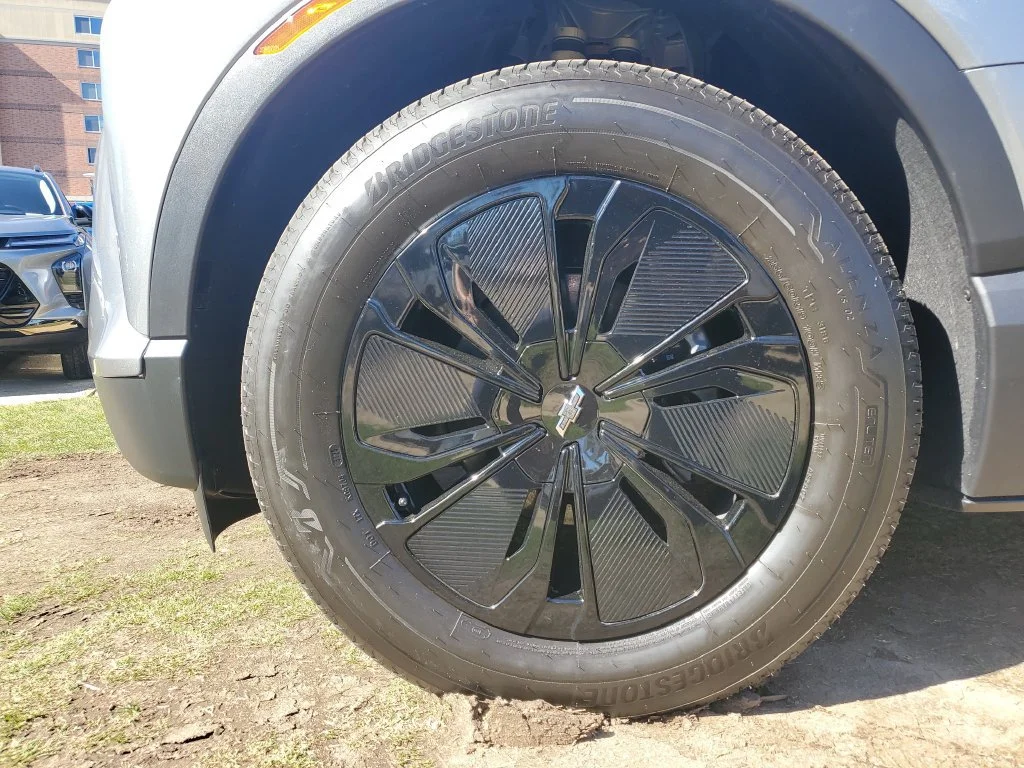 Used 2026 Sterling Gray Metallic Chevrolet LT image 6