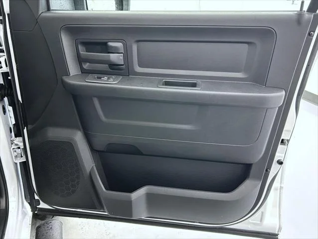2026 RAM 3500 Tradesman - Photo 16