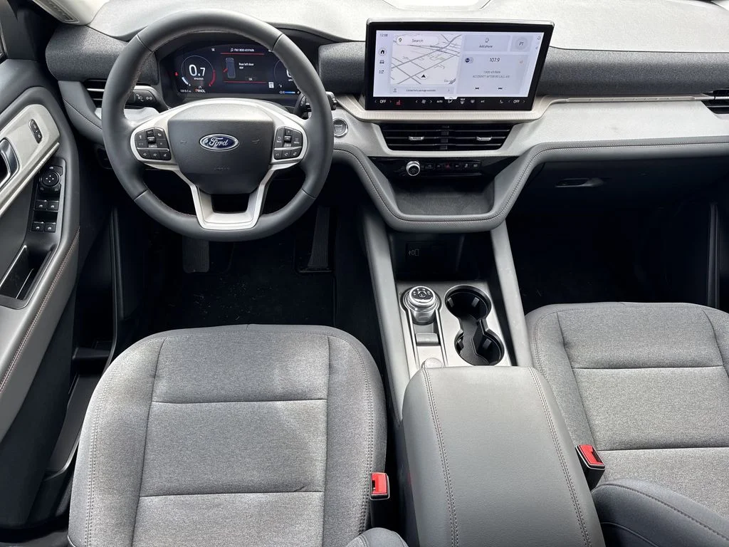 New 2026 Star White Metallic Tri-Coat Ford Active image 24