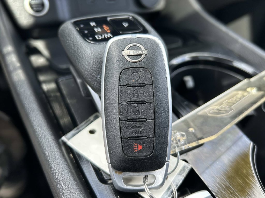 Used 2023 Black Nissan SV image 32
