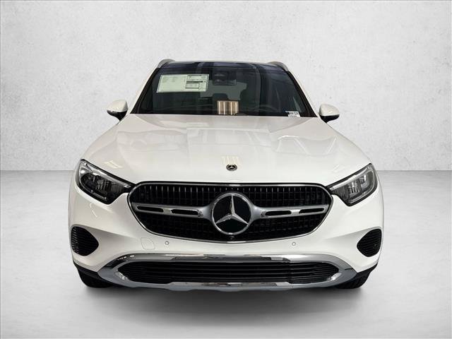 New 2026 Polar White Mercedes-Benz GLC 300 image 32