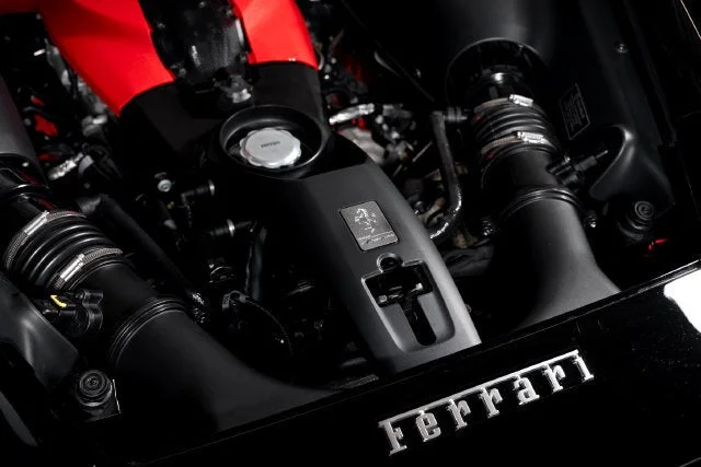 Certified Used 2020 Nero Ferrari  image 9