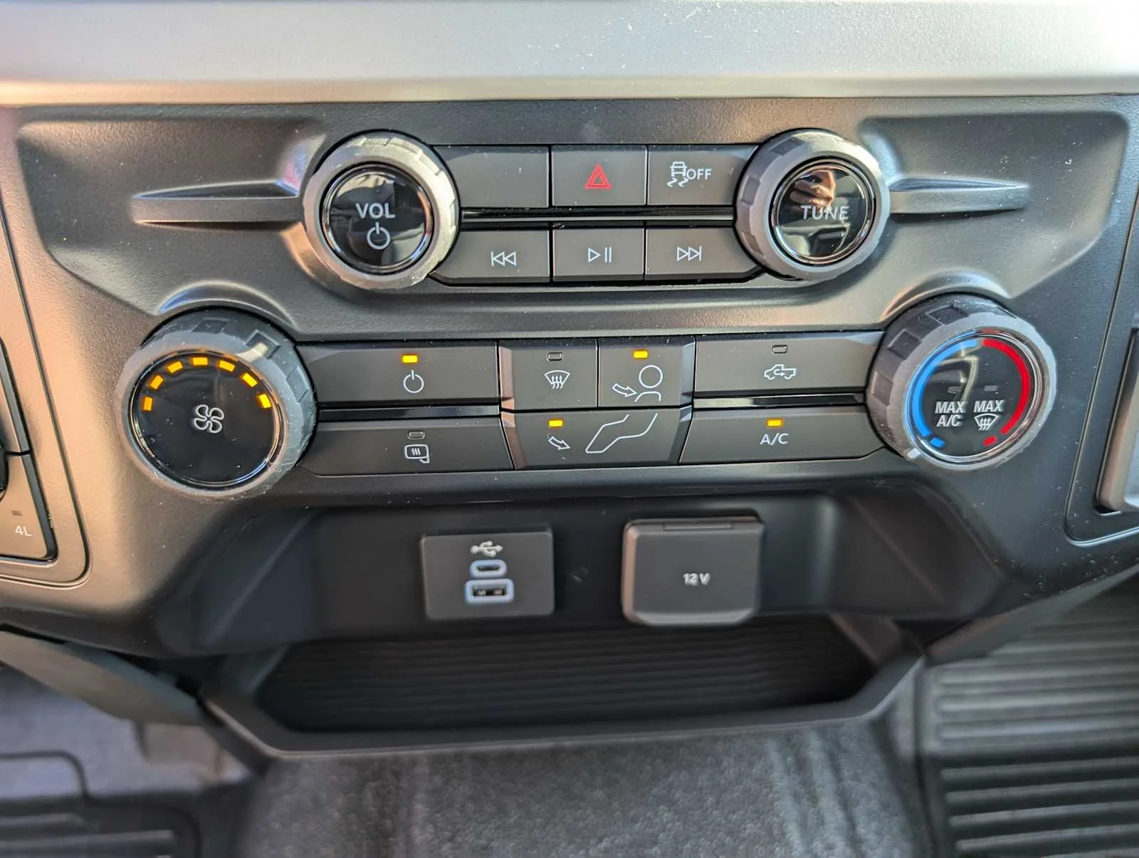 2026 Ford F-350 Super Duty XL - Photo 24