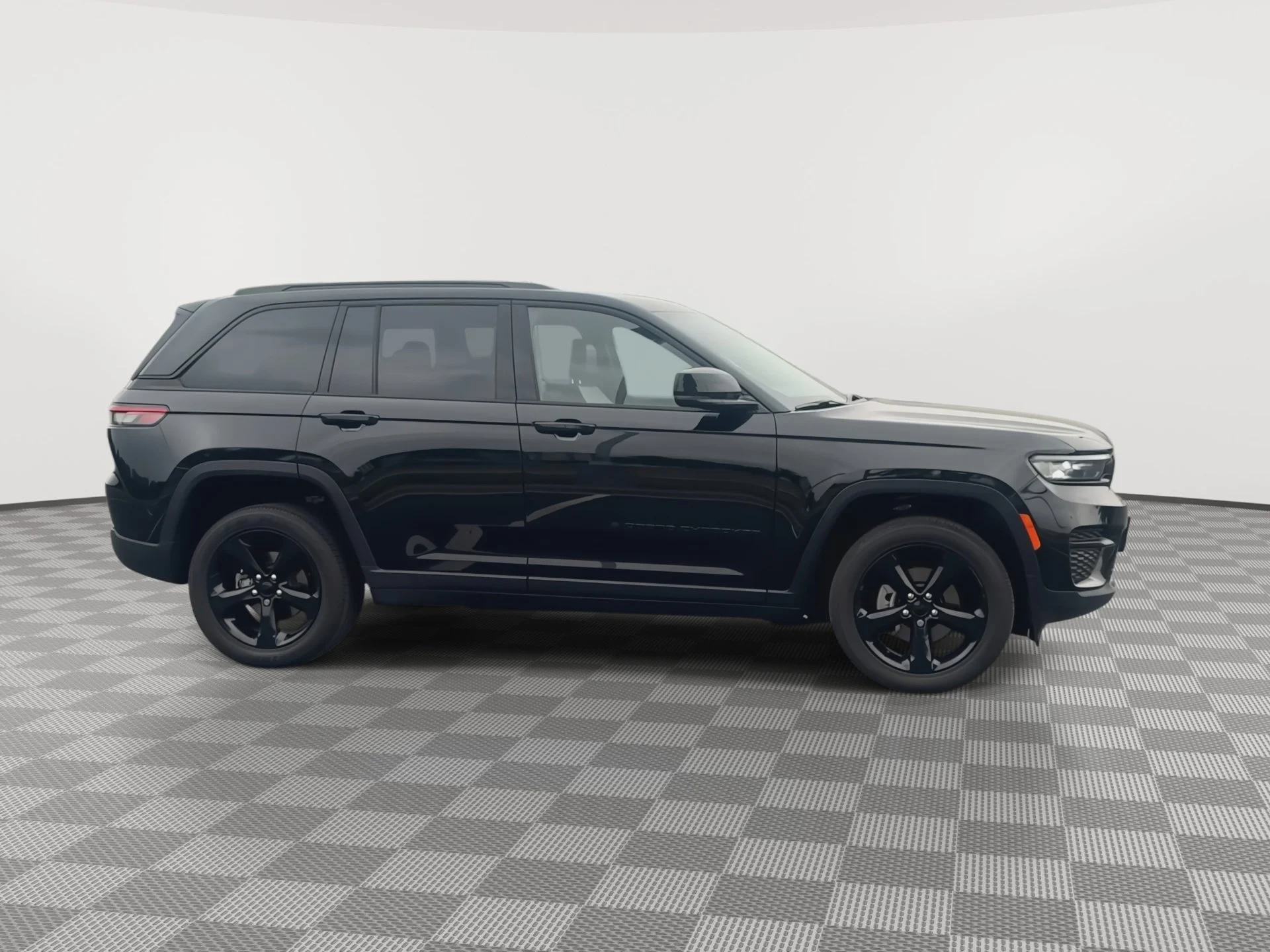2023 Jeep Grand Cherokee Altitude - Photo 9
