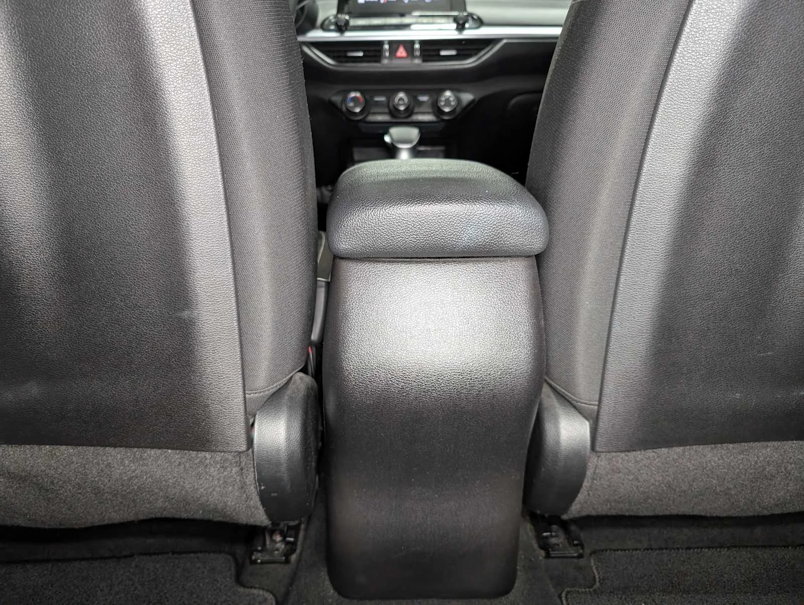 Used 2023 Gravity Gray Kia LXS image 21