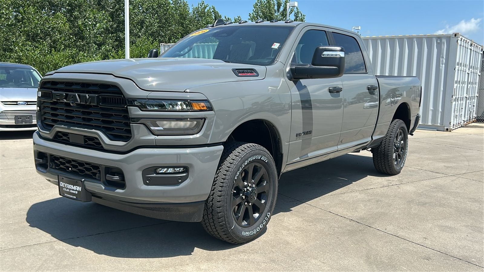 New 2026 Ceramic Gray Clear-Coat Exterior Paint RAM Big Horn image 8