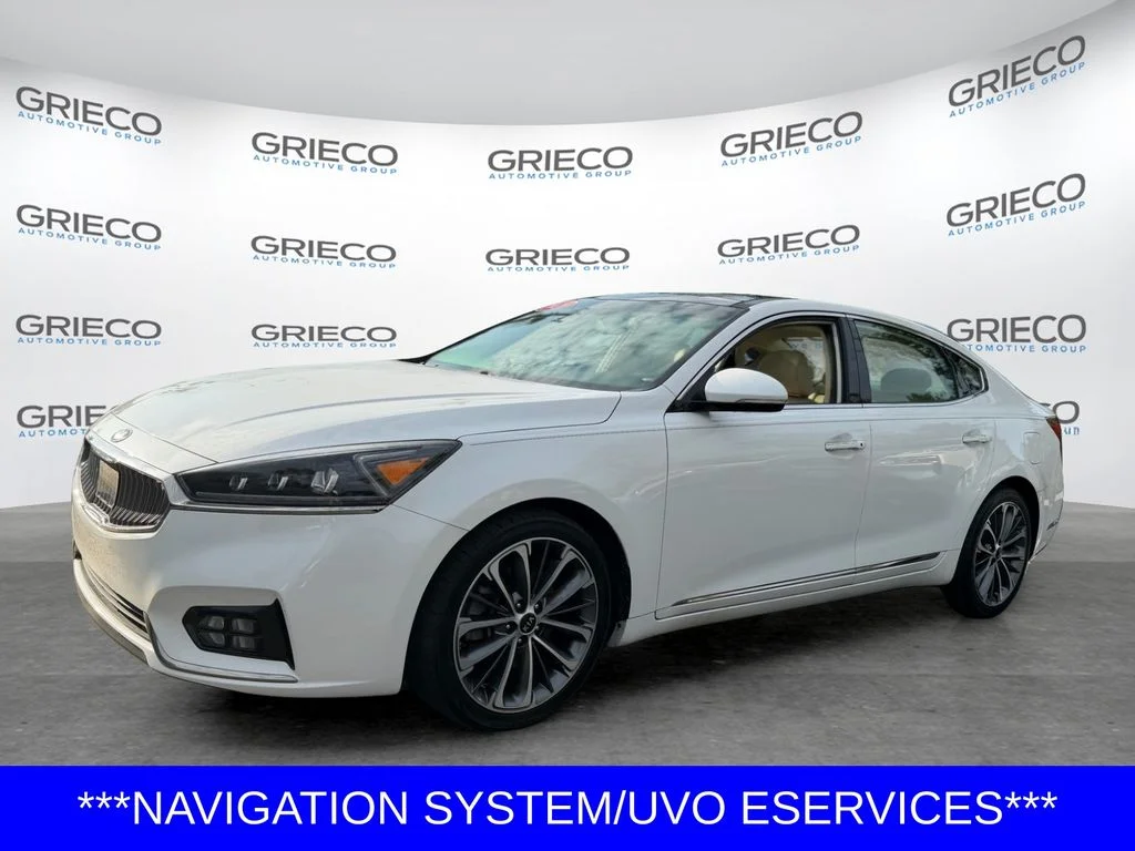 Used 2019 White Kia Technology image 3