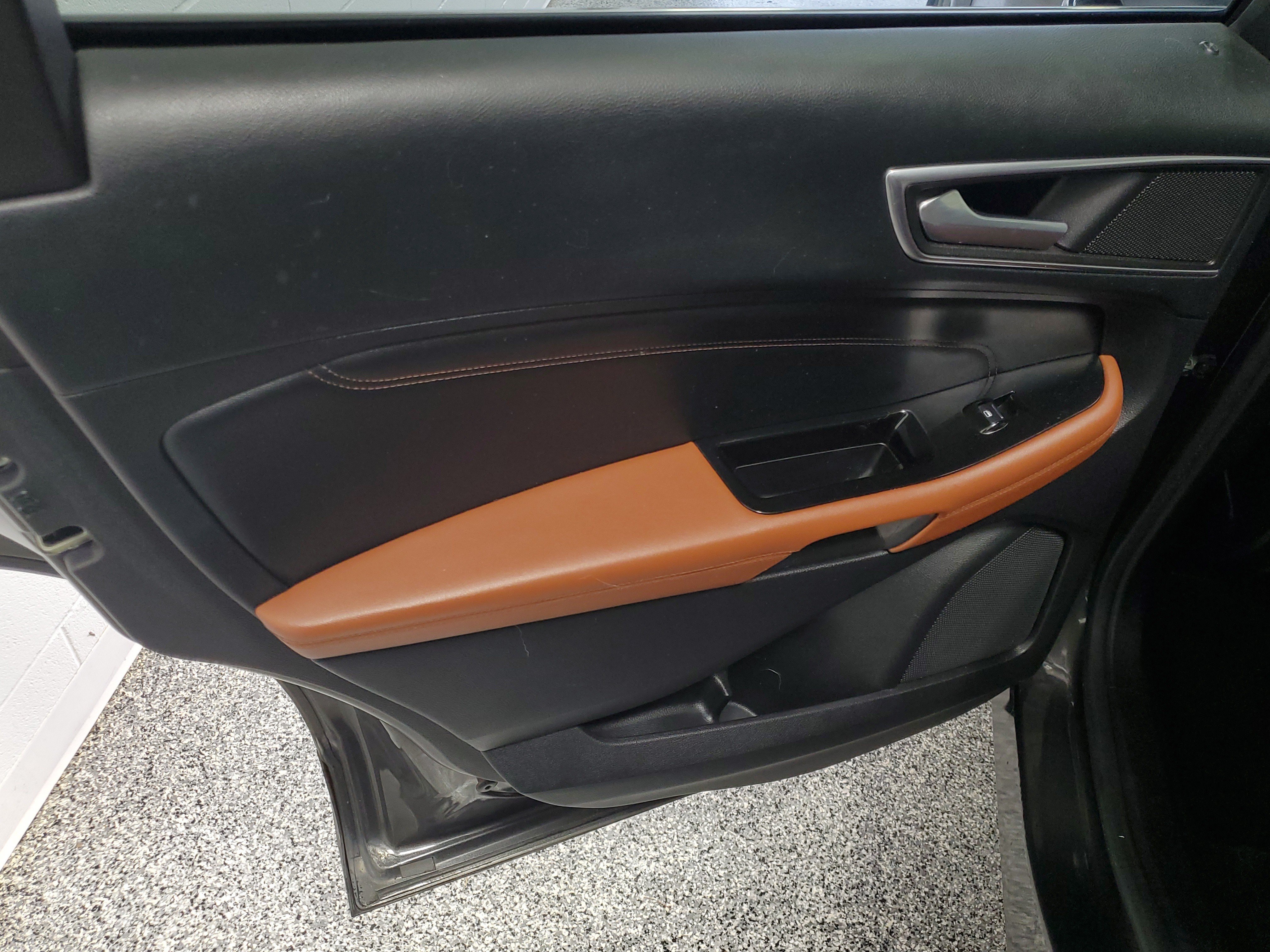 Used 2015 Magnetic Metallic Ford Titanium image 19