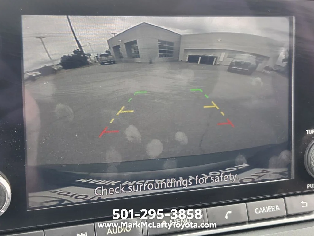 Used 2023 Gray Nissan S image 18