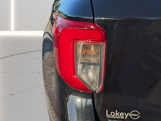 Used 2023 Black Ford XLT image 7