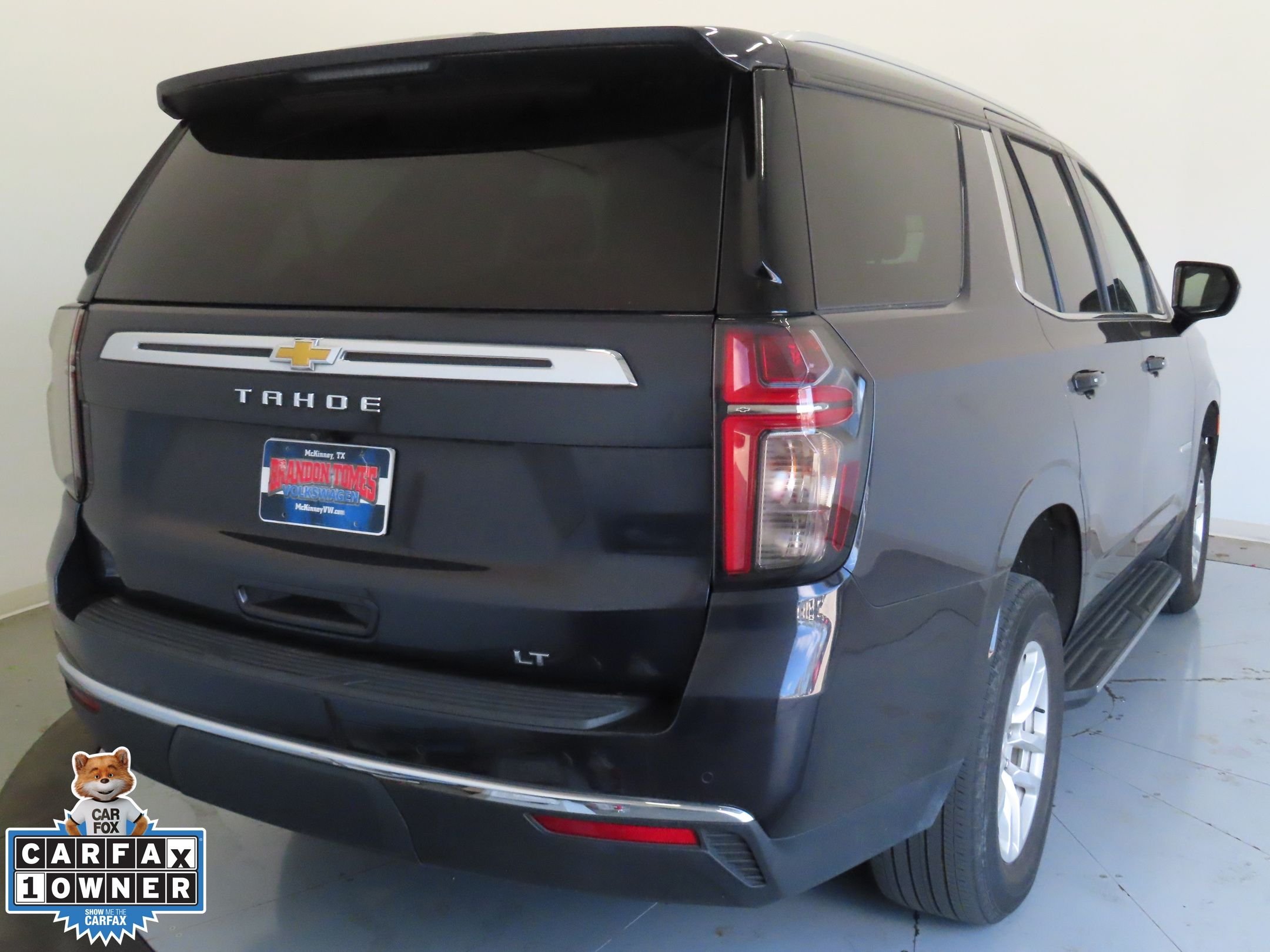 2023 Chevrolet Tahoe LT photo 3