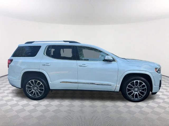 Used 2022 WHITE FROST TRICOAT GMC Denali image 4