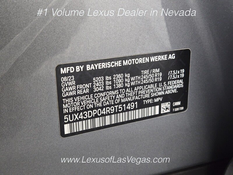 Used 2024 Gray Metallic BMW sDrive30i image 30