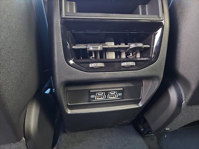 New 2025 Bright White Clear-Coat Exterior Paint Jeep Laredo X image 14