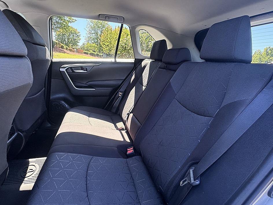 Used 2021 Silver Sky Metallic Toyota XLE image 12