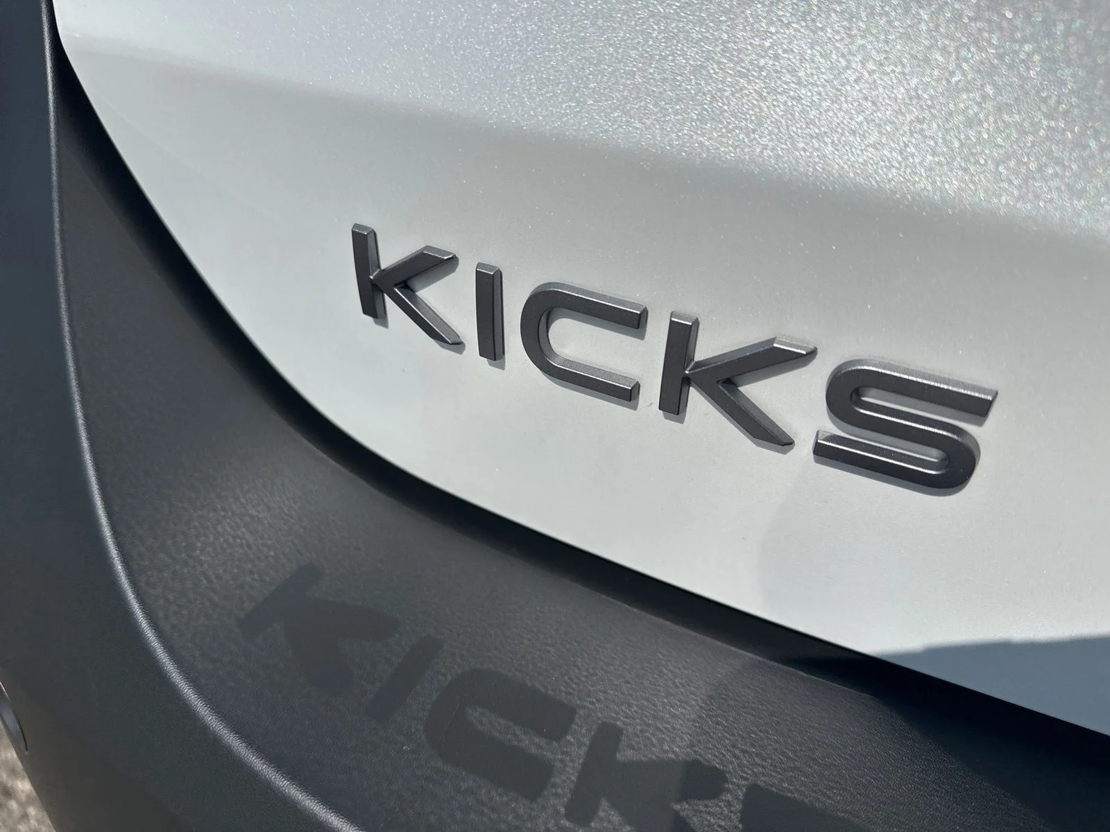 2026 Nissan KICKS SR AWD - Photo 8